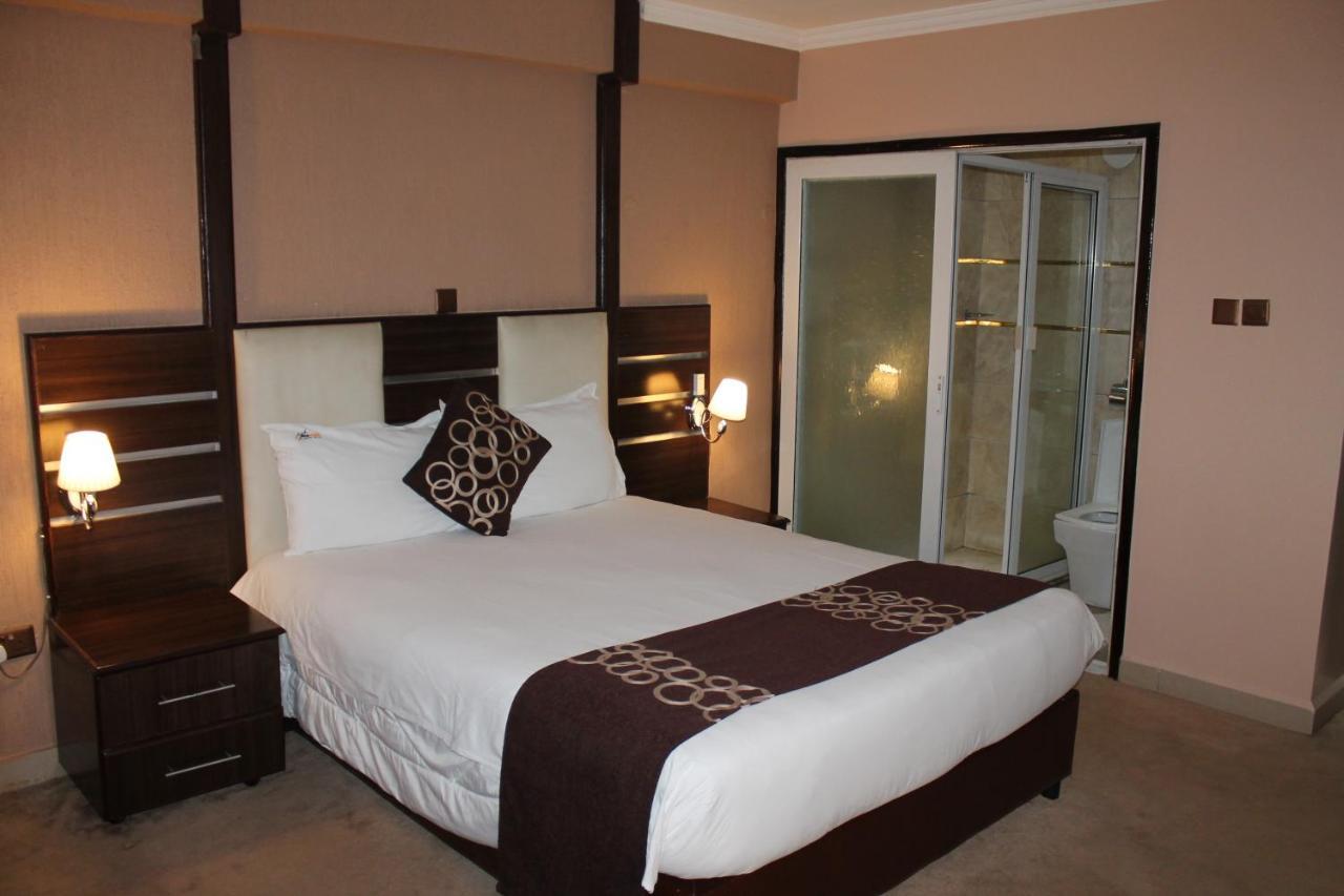 Airport Landing Hotel Nairobi Eksteriør billede