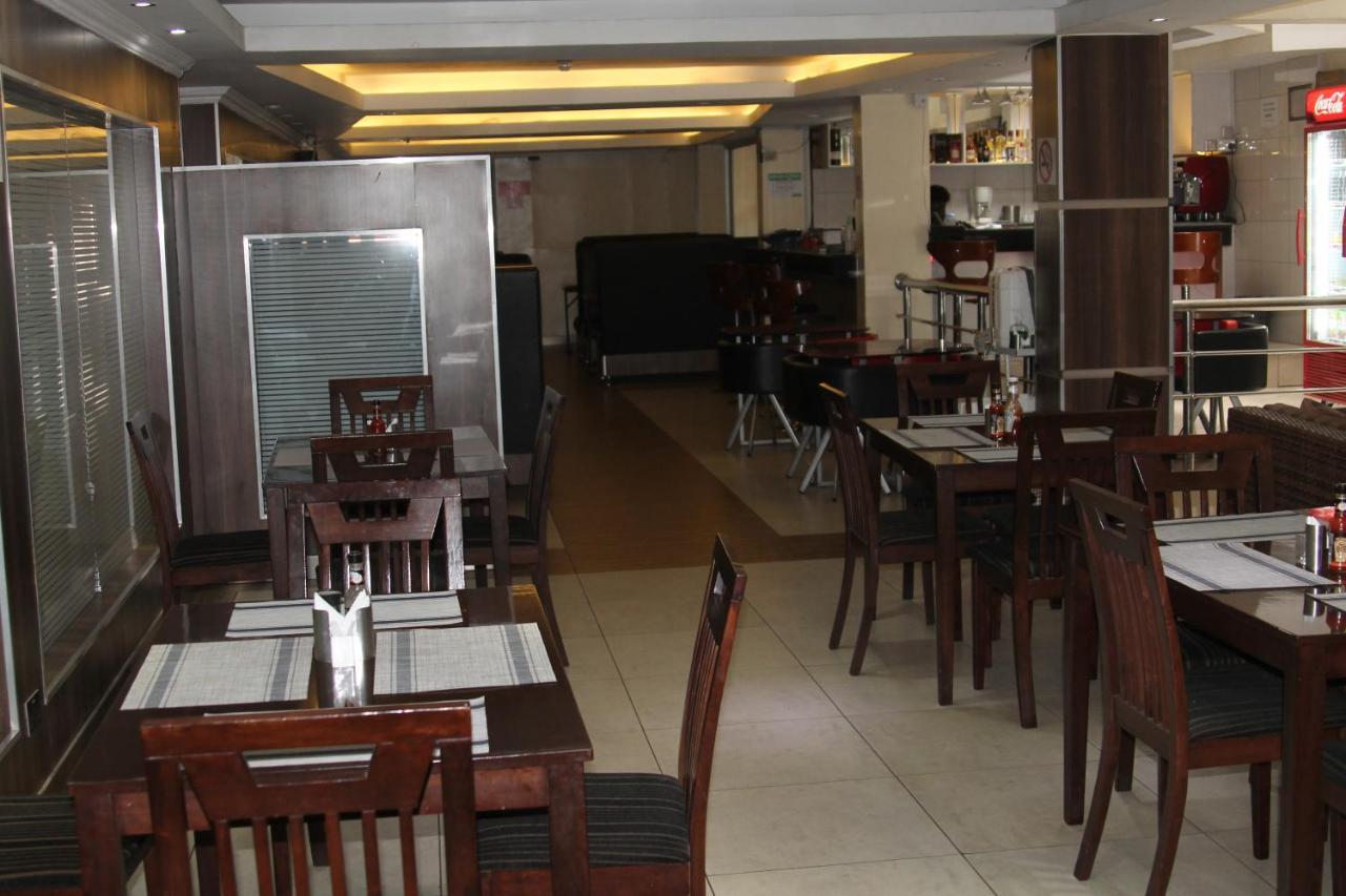 Airport Landing Hotel Nairobi Eksteriør billede