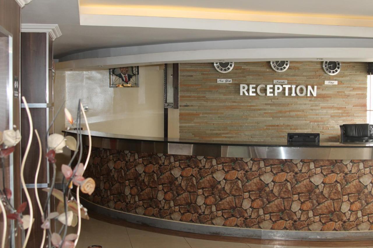 Airport Landing Hotel Nairobi Eksteriør billede