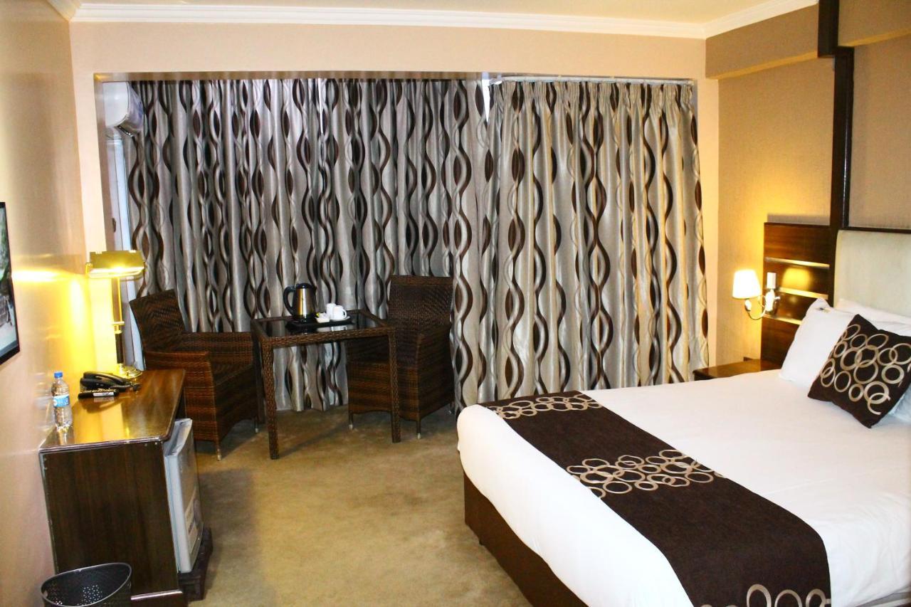 Airport Landing Hotel Nairobi Eksteriør billede