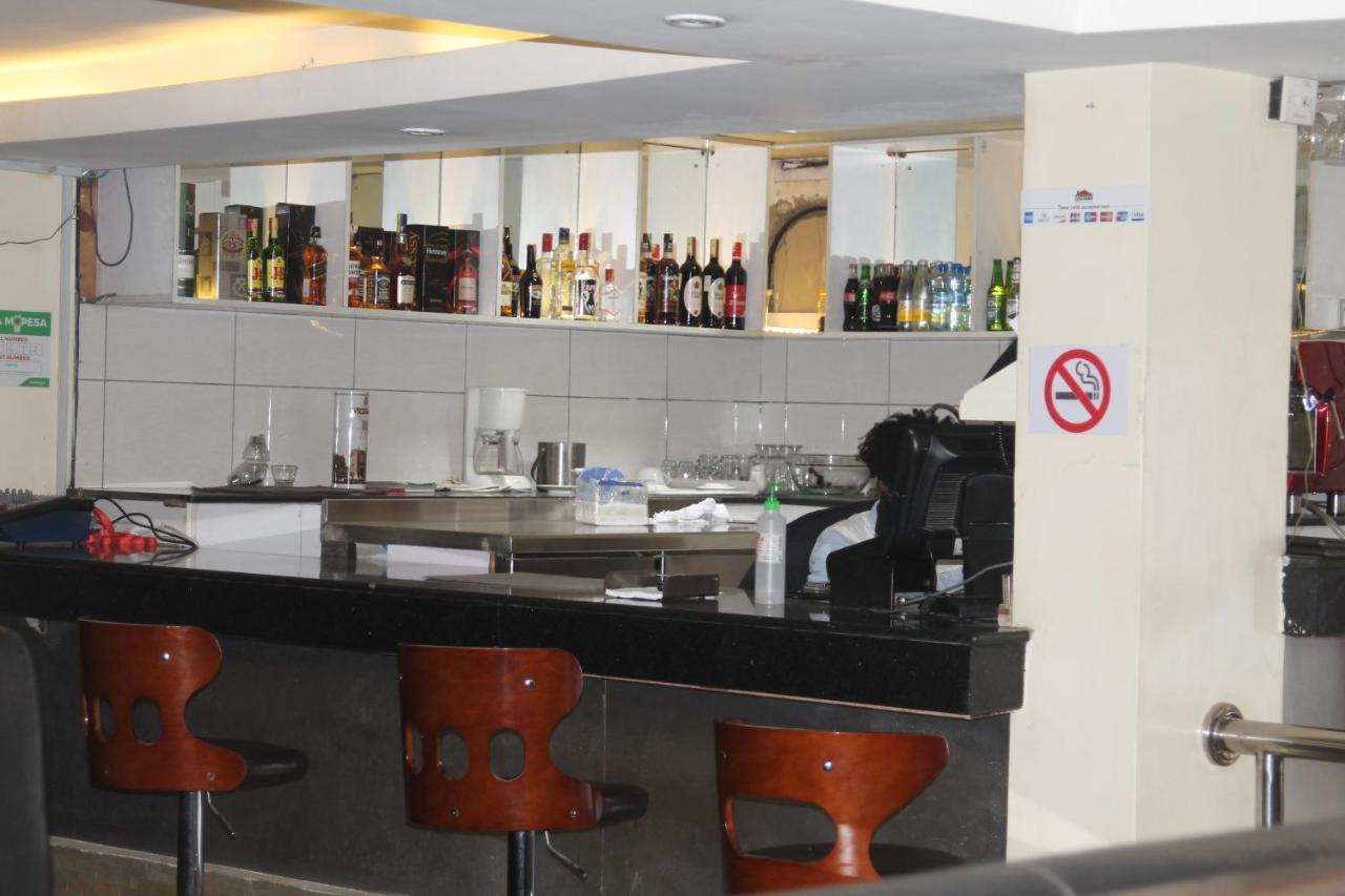 Airport Landing Hotel Nairobi Eksteriør billede