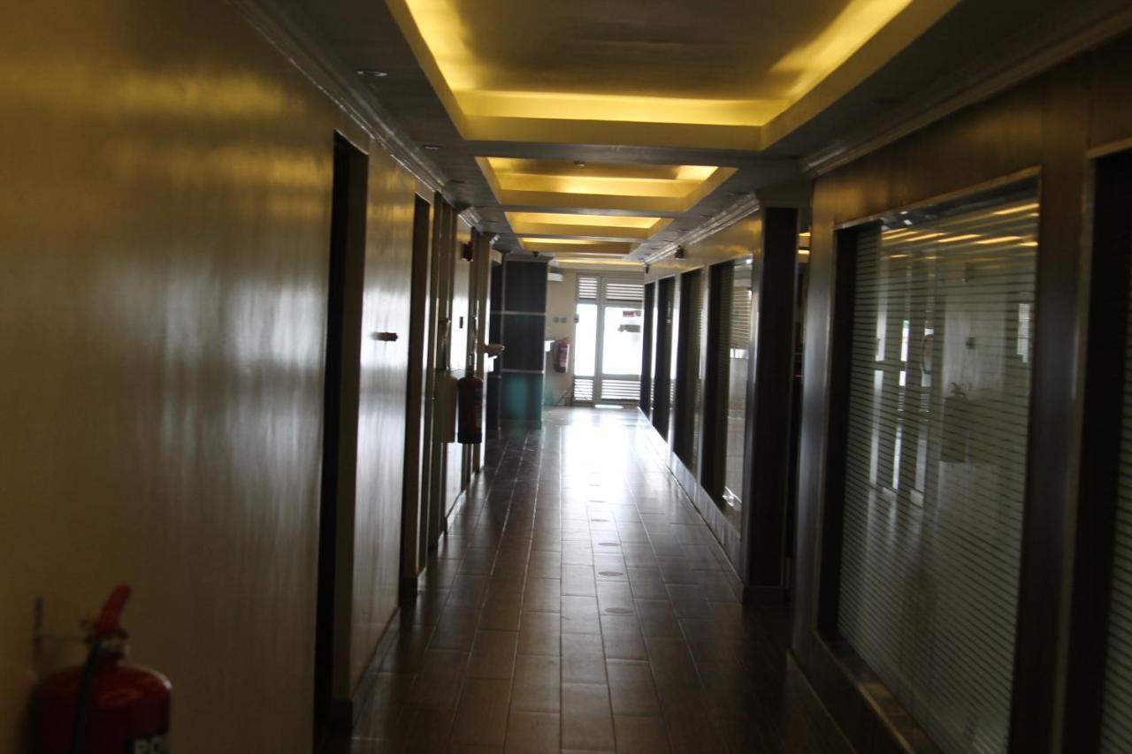 Airport Landing Hotel Nairobi Eksteriør billede