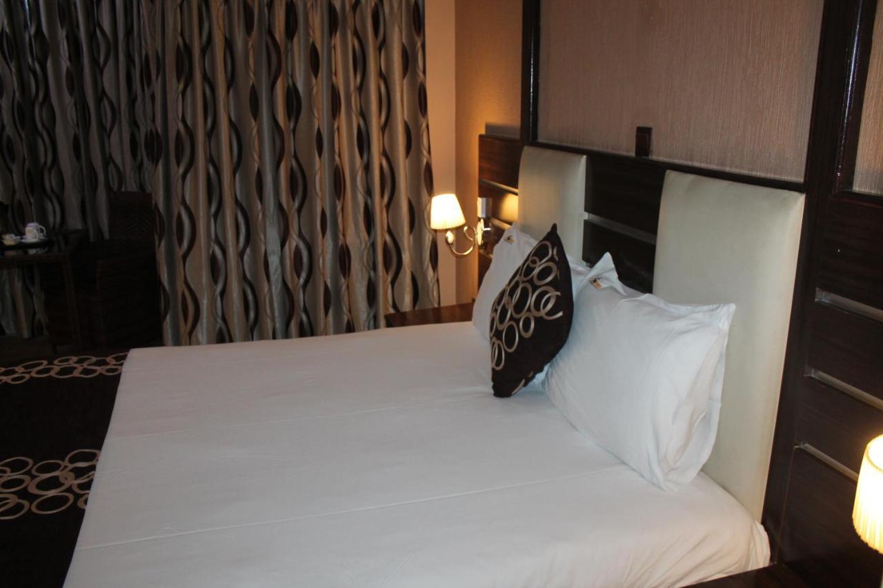 Airport Landing Hotel Nairobi Eksteriør billede